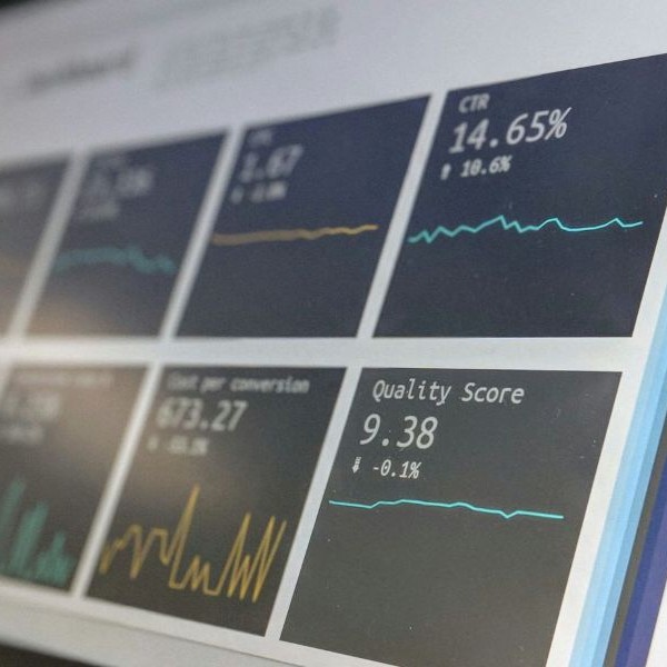 Dashboard 600 by 600